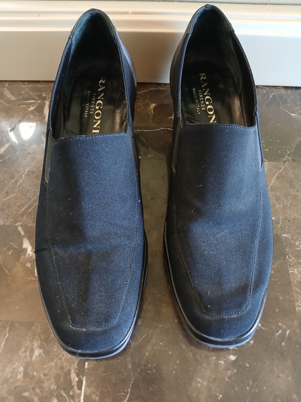 Rangoni Italian Made Women's Black Slip-On Loafers